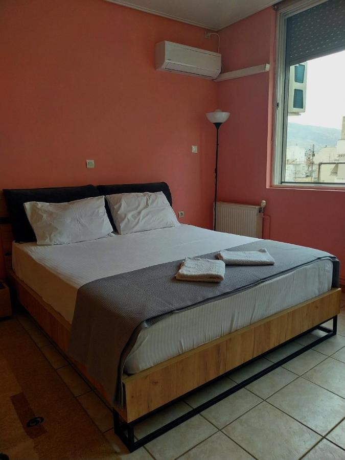 Beautiful And Cozy Appartment In Dafnh, Athens Exterior photo